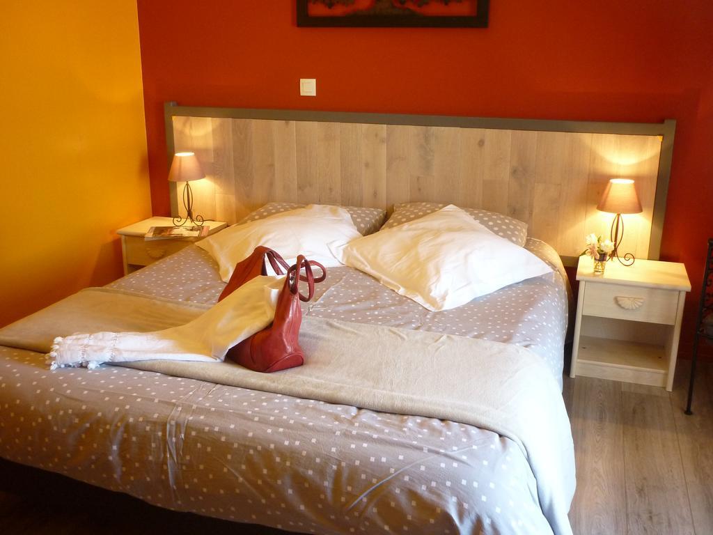 Chambres D'Hotes L'En Haut Des Vignes Mérignac Pokoj fotografie