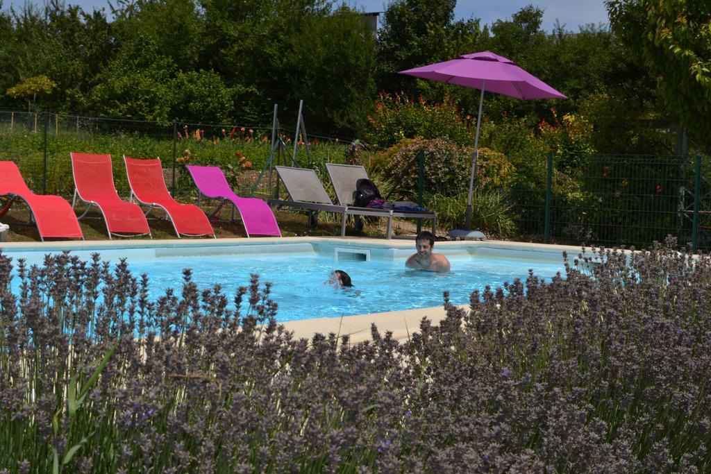 Chambres D'Hotes L'En Haut Des Vignes Mérignac Exteriér fotografie
